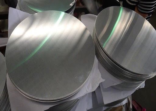 kaufen Grad-Nahrungsmittelaluminiumkreis-Platten-kalter gebildeter silberner versorgender Behälter 1235 Online-Herstellung